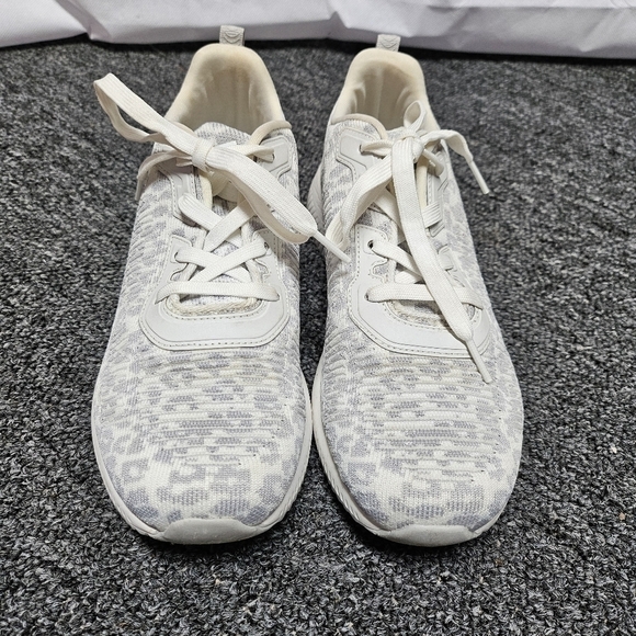 Skechers Bobs Memory Foam Air Cooled Grey & White Low Profile Sneakers Sz 8.5 - Picture 2 of 9